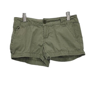 NO boundaries olive green cargo shorts